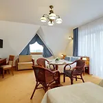 Hotel Burkaty 3*